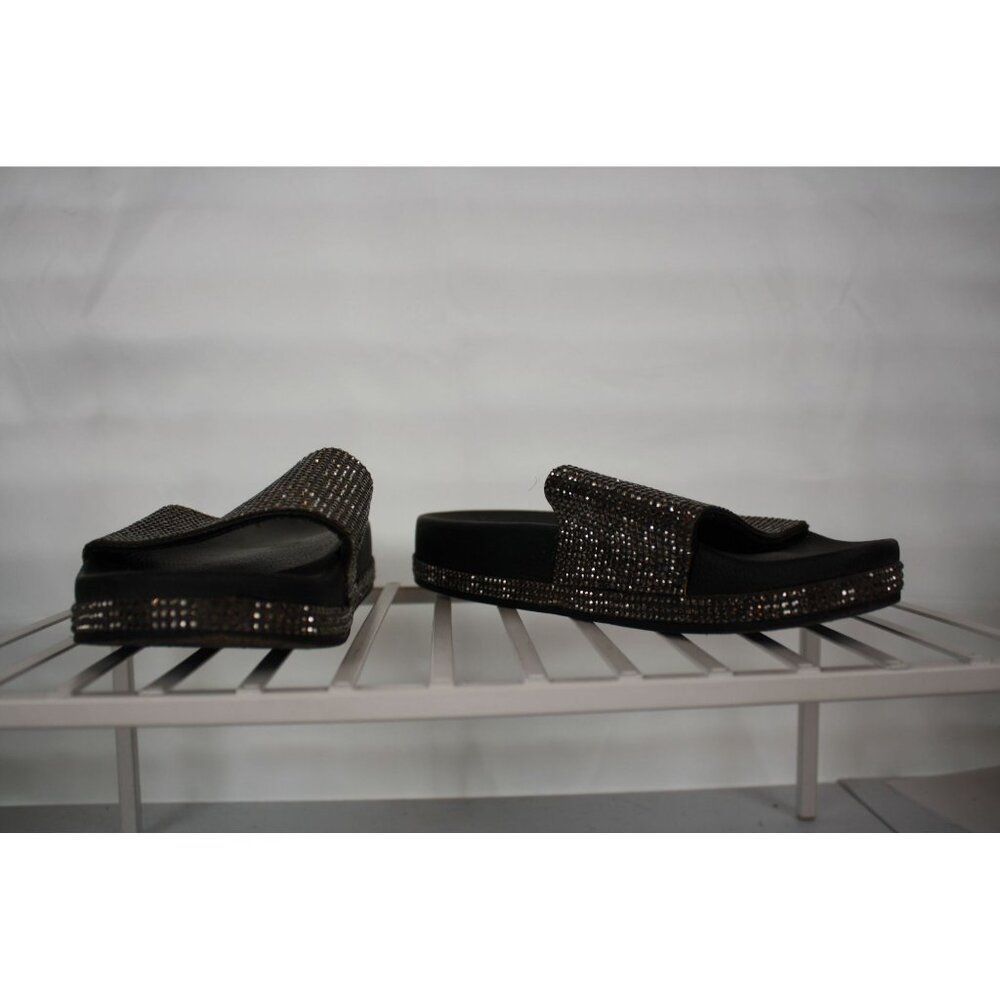 Forever rhinestone slider sandals black size 9